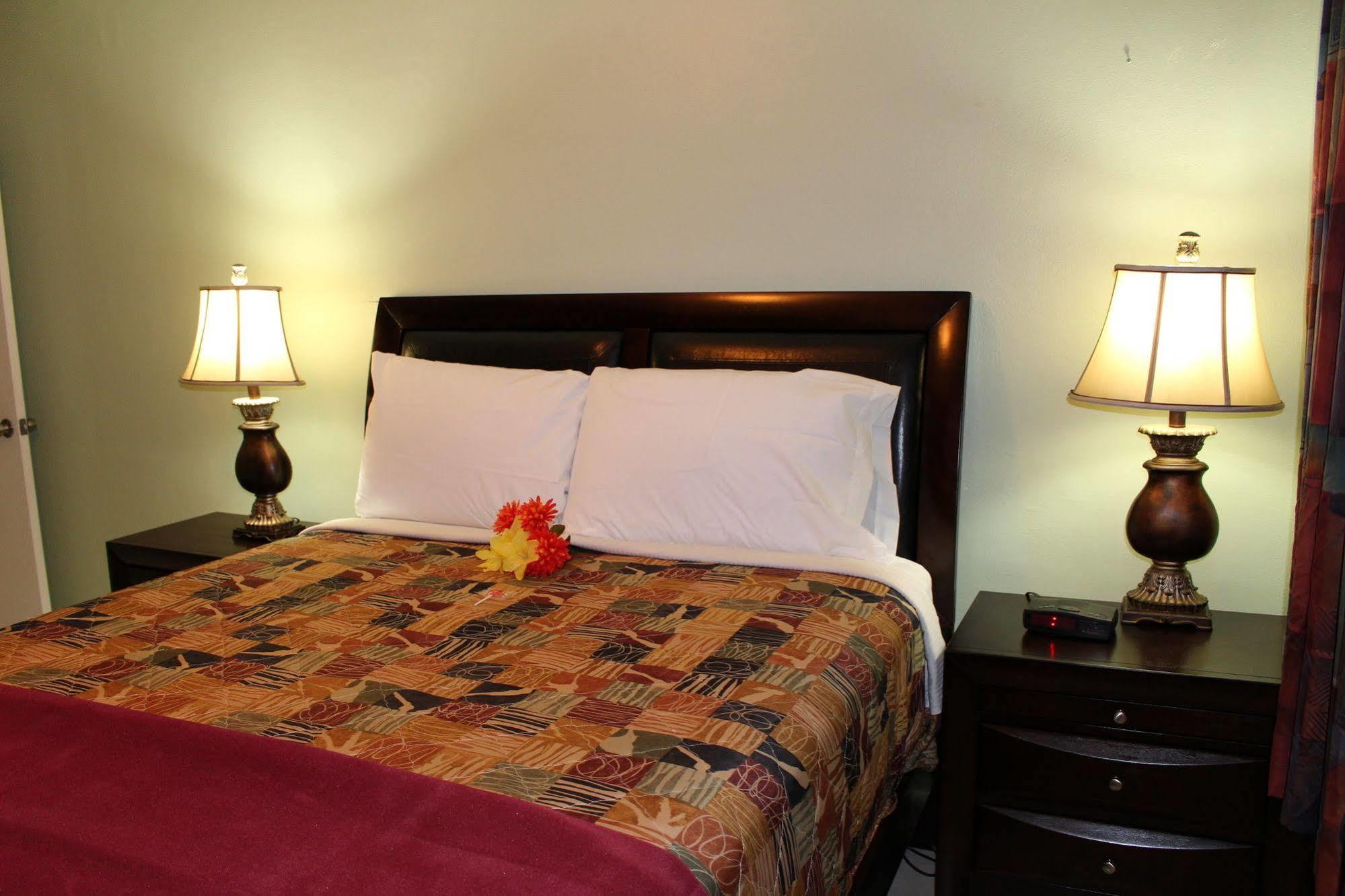 Sunshine Inn & Suites Venice, Florida Venice Gardens Exterior photo